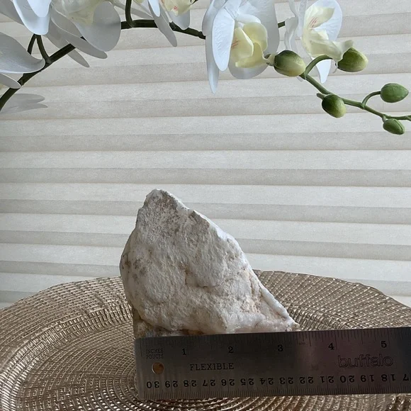 Collector Grade Crystal Geode - Picture 11 of 11